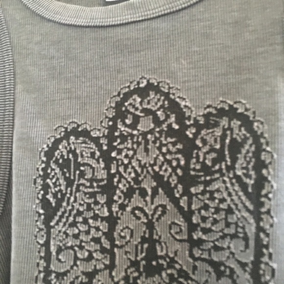 FINAL MARKDOWN LADIES evolution and creation active tee medium - Picture 2 of 5